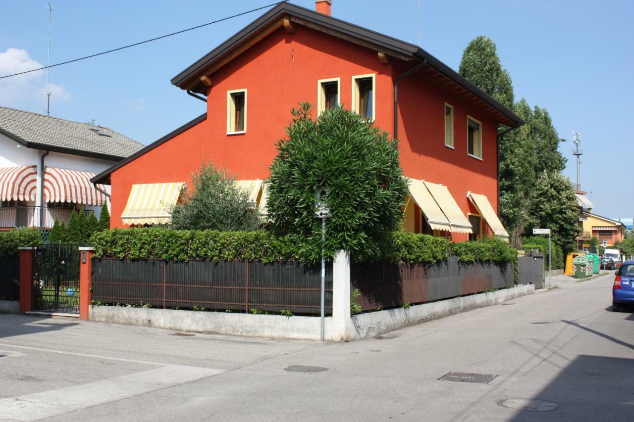 Bed and Breakfast Tagliamento 28 Mestre Esterno foto